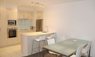 Crowsnest Apartments
