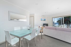 Crowsnest Apartments