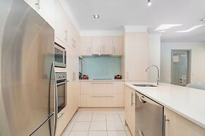 Crowsnest Apartments