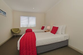 Crowsnest Apartments