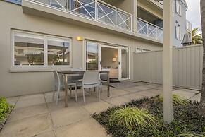 Crowsnest Apartments