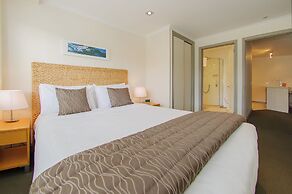 Crowsnest Apartments