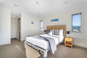 Crowsnest Apartments