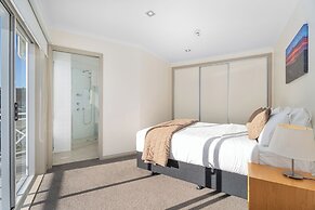 Crowsnest Apartments