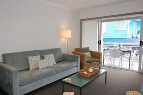 Crowsnest Apartments