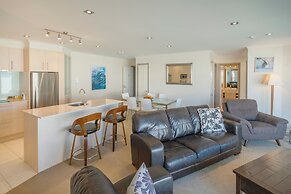 Crowsnest Apartments