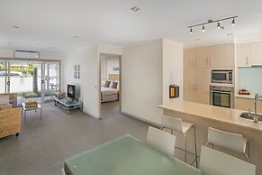 Crowsnest Apartments