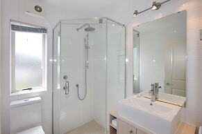 Crowsnest Apartments