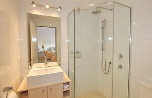 Crowsnest Apartments