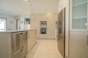 Crowsnest Apartments