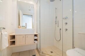 Crowsnest Apartments