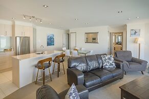 Crowsnest Apartments