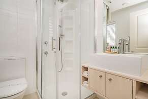 Crowsnest Apartments