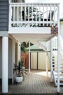 Archipelago Apartments