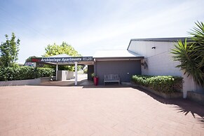 Archipelago Apartments