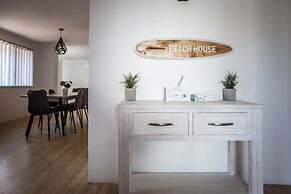 Archipelago Apartments