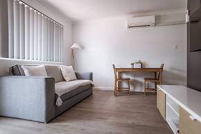 Archipelago Apartments
