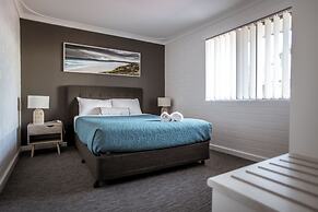 Archipelago Apartments