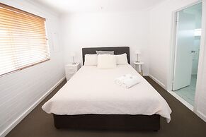 Archipelago Apartments