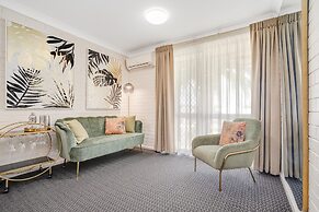 Cosmo Motel Adamstown