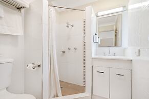 Cosmo Motel Adamstown