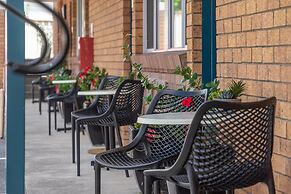 Cosmo Motel Adamstown