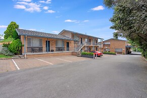 Cosmo Motel Adamstown