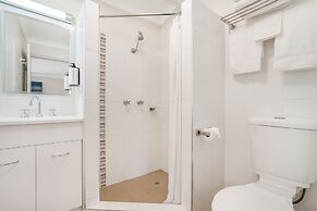 Cosmo Motel Adamstown