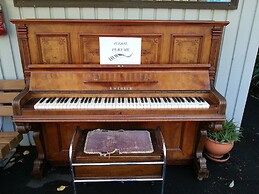 Akaroa Waterfront Motels