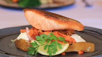 Riverland Motor Inn & River's Restaurant