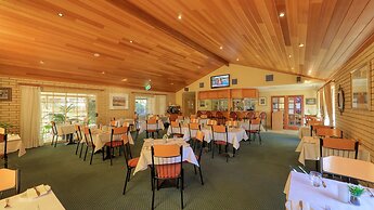 Riverland Motor Inn & River's Restaurant