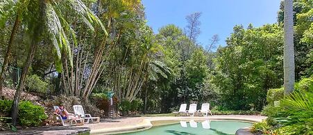 Montville Mountain Inn