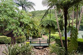 Montville Mountain Inn