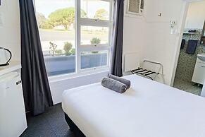 Meningie's Waterfront Motel