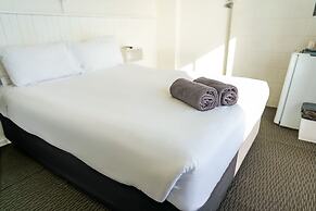 Meningie's Waterfront Motel