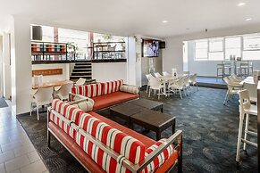 Pier Hotel Coffs Harbour