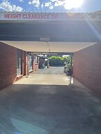 Country Roads Motor Inn Narrandera