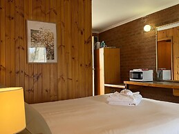Country Roads Motor Inn Narrandera