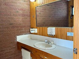 Country Roads Motor Inn Narrandera