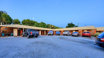 Country Roads Motor Inn Narrandera