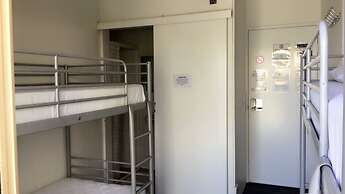 Gold Coast Backpackers - Hostel