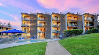 Merrima Court Holidays