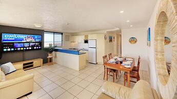 Merrima Court Holidays