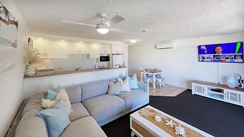 Merrima Court Holidays
