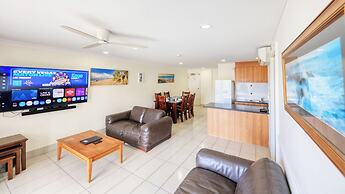 Merrima Court Holidays