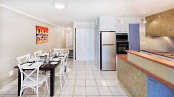 Merrima Court Holidays