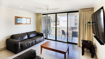Merrima Court Holidays