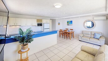 Merrima Court Holidays