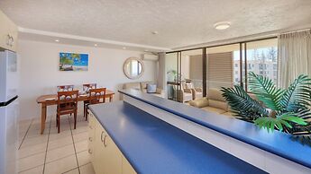 Merrima Court Holidays