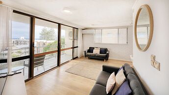 Merrima Court Holidays